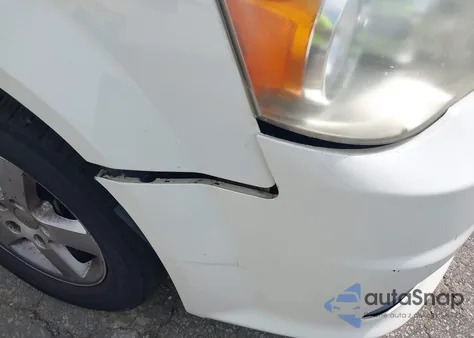 2011 Dodge Grand Caravan Crew z USA, uszkodzony, nr VIN 2D4RN5DG4BR699965